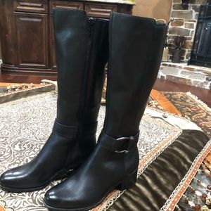 naturalizer daelynn boot